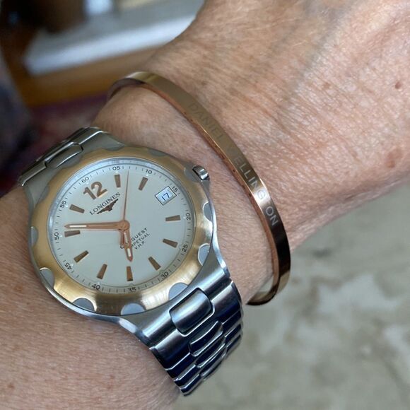 Daniel Wellington Rose Gold Minimalist Cuff Bracelet Unisex - Picture 3 of 10